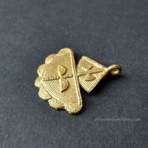 Brass-pendant-scallped-edge-43mm-sideview
