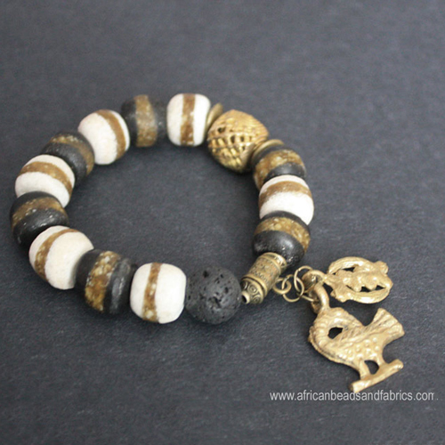 African-Bracelet–stretchy-Recycled-Glass-Black-Adinkra-symbols