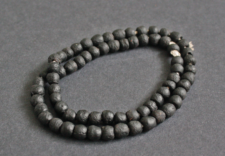 Black-African-Beads-Ghana-Krobo-Glass-Beads-7-mm-35-pack