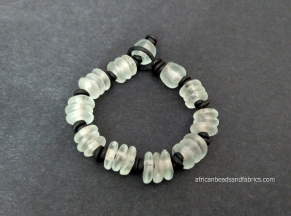 Knotted-Recycled-Glass-Bracelet-Black-and-Clear-watermarked
