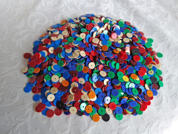 African-Beads-Heishi-Discs-Vinyl-Vulcanite-8mm-mixed-colours