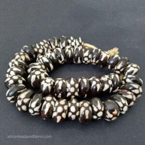 African-Bone-Beads-Spotty-black-cream African-Bone-Beads-Spotty-black-cream