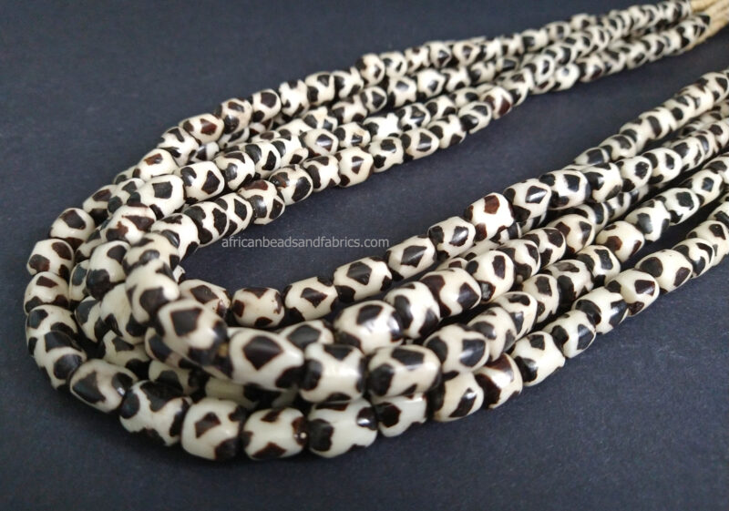 Small-African-bones-Kenyan-Batiked-giraffe-design-close-up