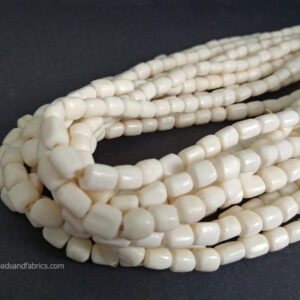 Small-African-bones-Kenyan-plain-ivory-coloured.close-up