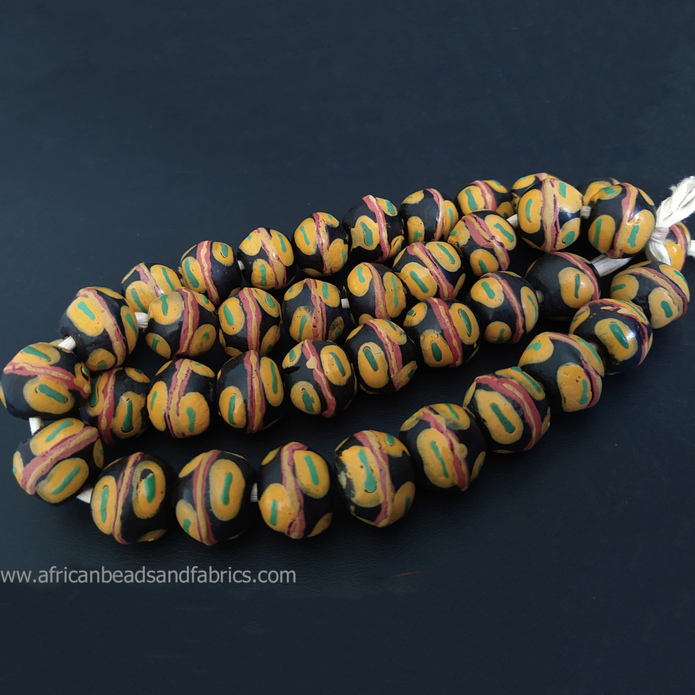 African-Beads-Ghana-Recycled-Glass-King-Beads-Black-Gold-2