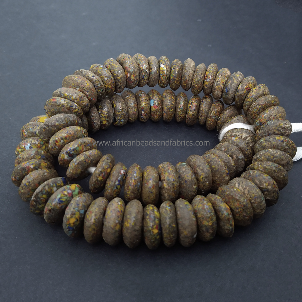 Large-African-Beads-Ghana-Krobo-Ethnic-Recycled-Glass-Doughnut-Discs-20mm-Mud-Brown