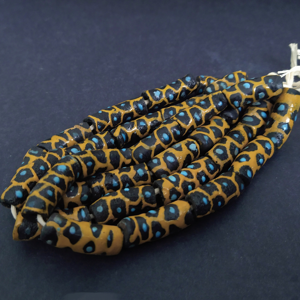 African-Beads-Black-Gold-Ghana-Recycled-Glass-Tubes-strand