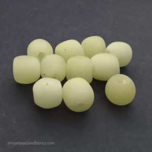 Large-African-Beads-Pale-Custard-Round-14-to-15mm-Handmade