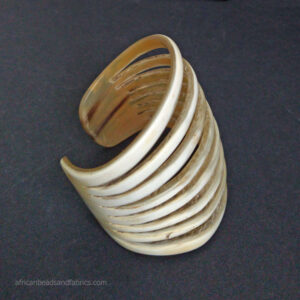 Cuff Braclet Cream Cuff Braclet Cream